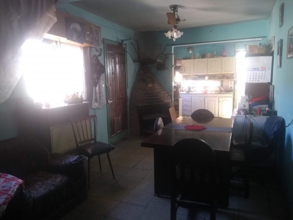 Dos Casas en Venta, Terreno en Esquina Av Dto. Alvarez y 831 Bis, San Fco. Solano, Quilmes