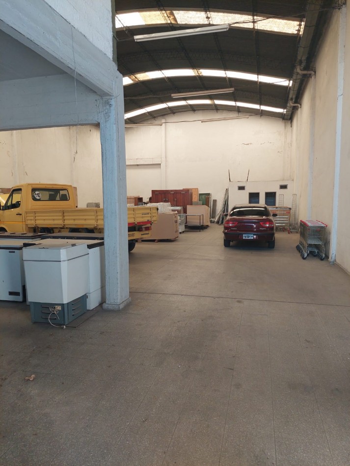 Local Comercial en Av. Calchaqui