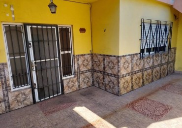 Casa / PH en Venta Bernal Oeste